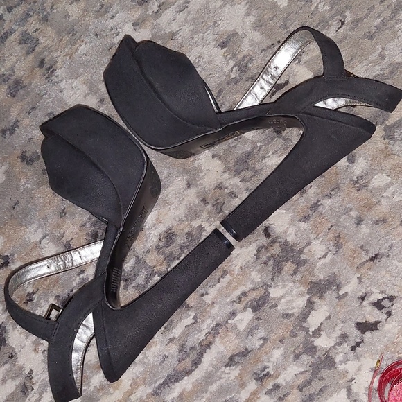 Brash Platform Heels Size 5.5 - Picture 14 of 16